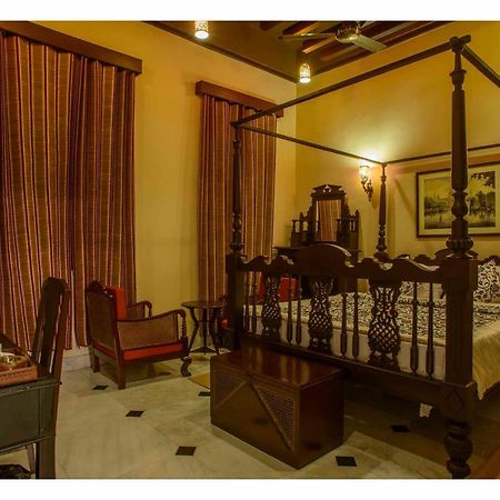 Hotel 233 Park Street Calcutá Quarto foto